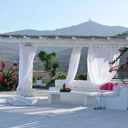 Paros Sleeps 12 Pool Air Con T478601 *