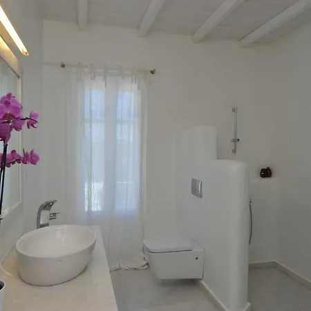 Paros Sleeps 12 Pool Air Con T478601 Villa Páros