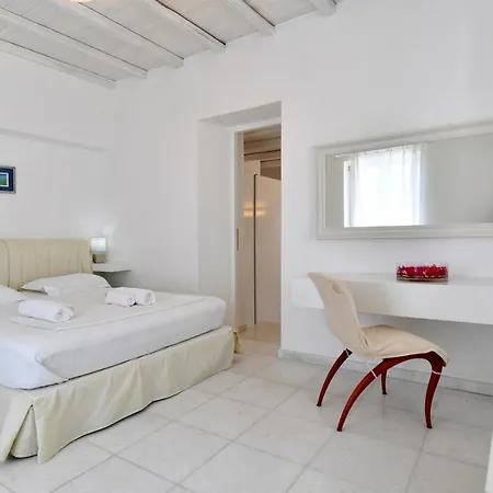 Villa Paros Sleeps 12 Pool Air Con T478601